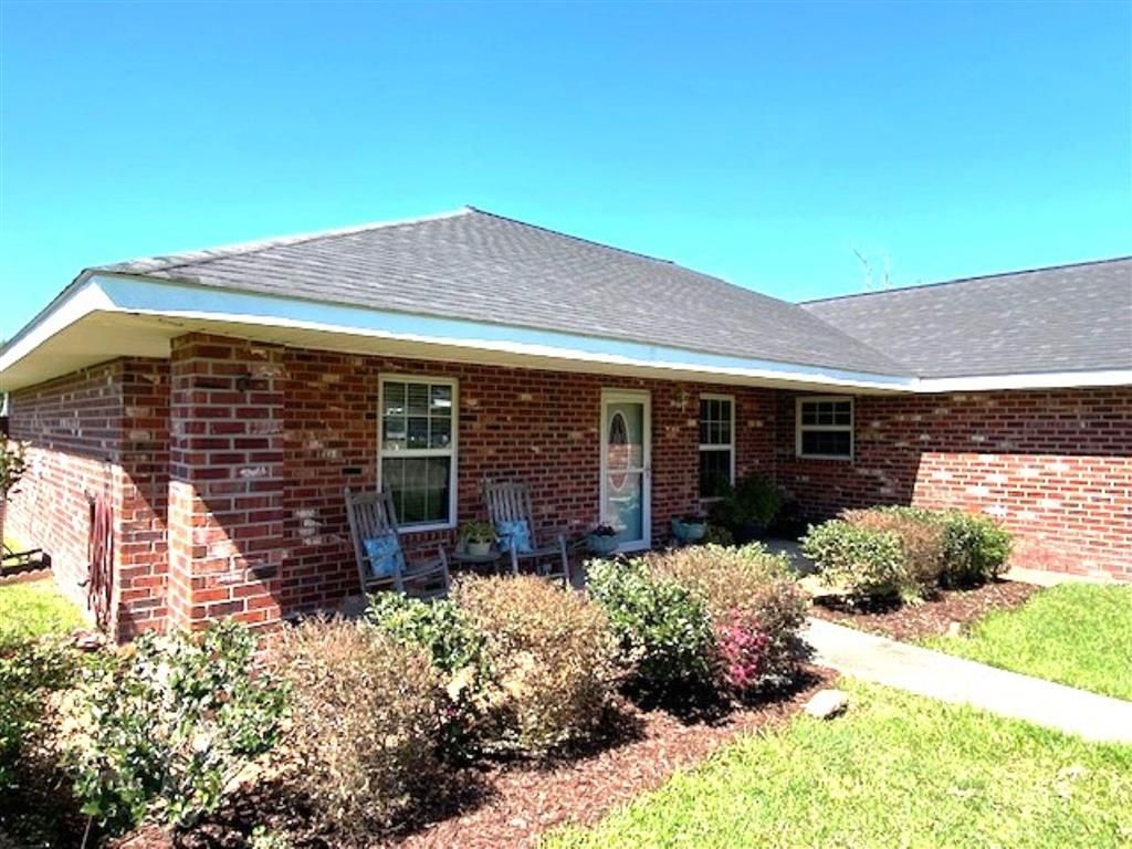 2817 Karen Lynn Street, Sulphur, LA 70663