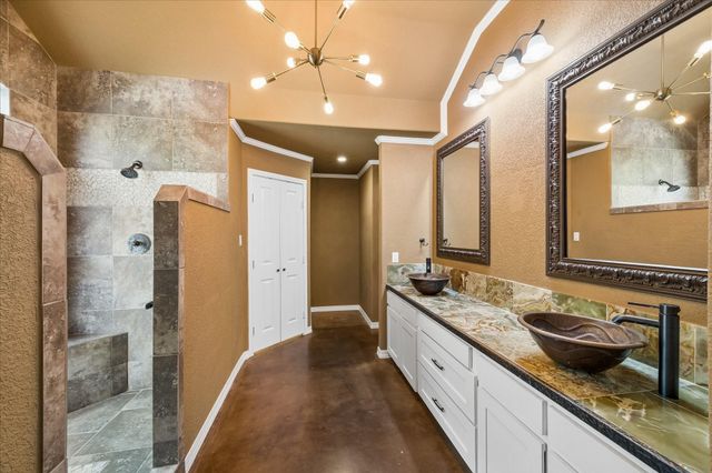 1215 Westglen Drive, Alvin, TX 77511