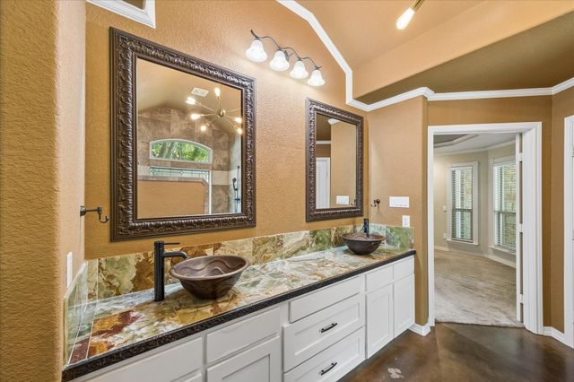 1215 Westglen Drive, Alvin, TX 77511