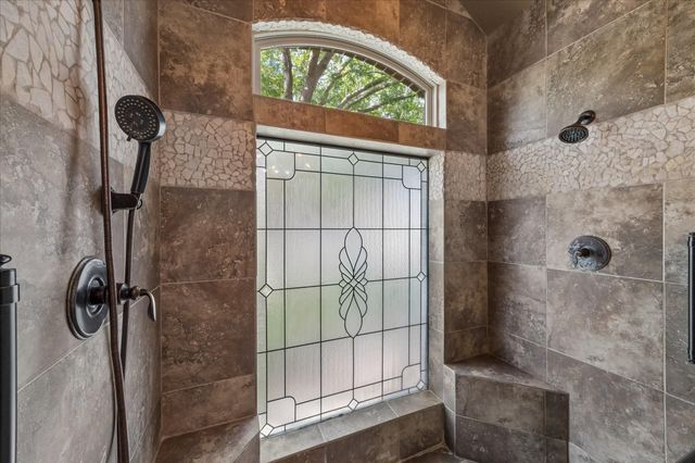 1215 Westglen Drive, Alvin, TX 77511