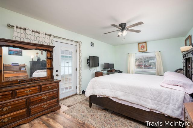 607 N Washington Street SE, Lowell, MI 49331