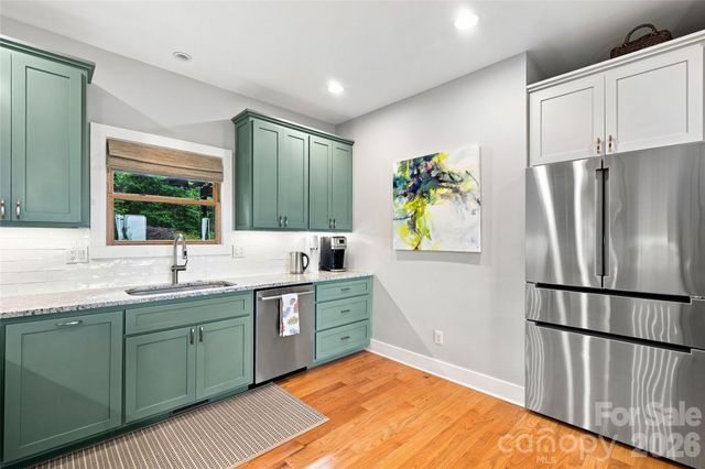600 Tanglewood Lane, Saluda, NC 28773