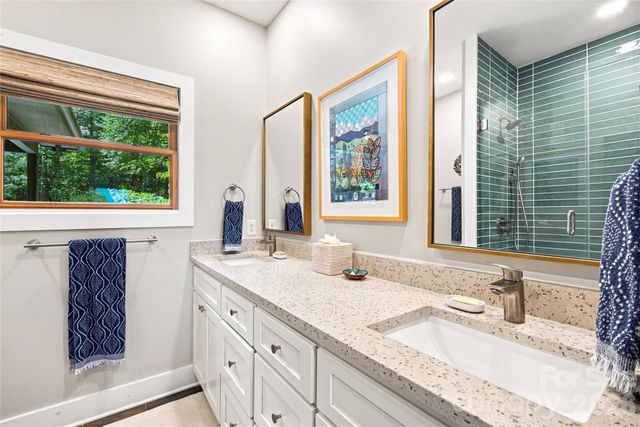 600 Tanglewood Lane, Saluda, NC 28773
