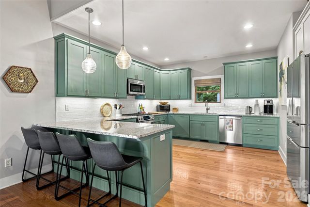 600 Tanglewood Lane, Saluda, NC 28773