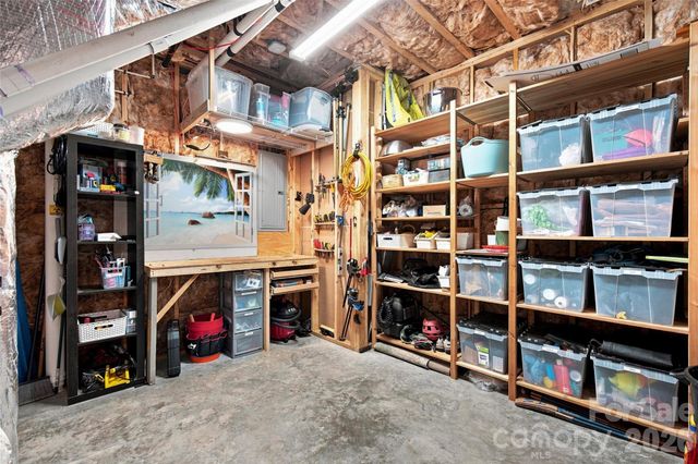 600 Tanglewood Lane, Saluda, NC 28773