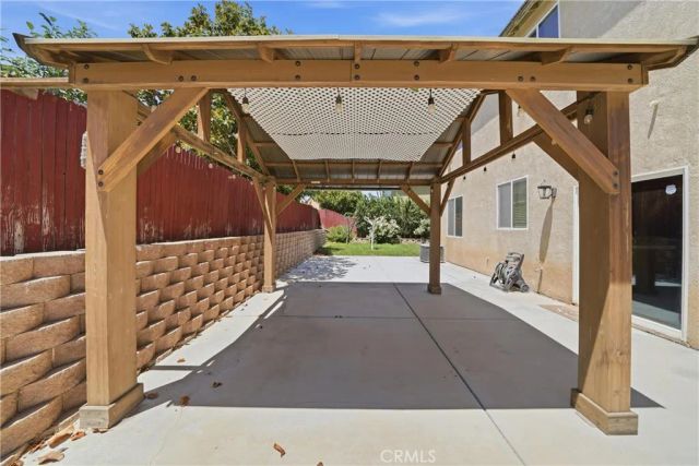 13825 Hawk Court, Victorville, CA 92394