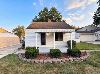 35115 University Street, Westland, MI 48185