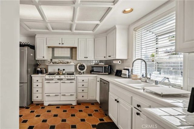 13382 Astoria Street, Sylmar, CA 91342