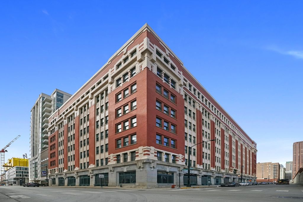 732 S Financial Place 713, Chicago, IL 60605