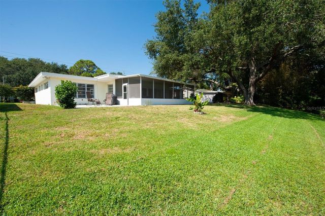 867 PINELLAS POINT DRIVE S, St Petersburg, FL 33705