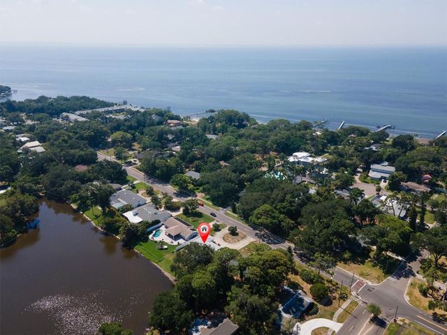 867 PINELLAS POINT DRIVE S, St Petersburg, FL 33705