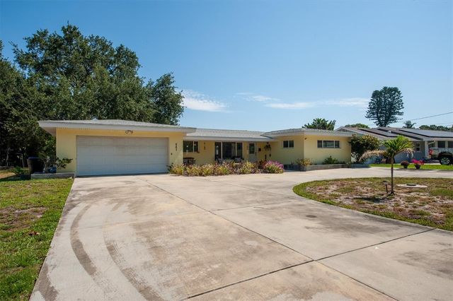 867 PINELLAS POINT DRIVE S, St Petersburg, FL 33705