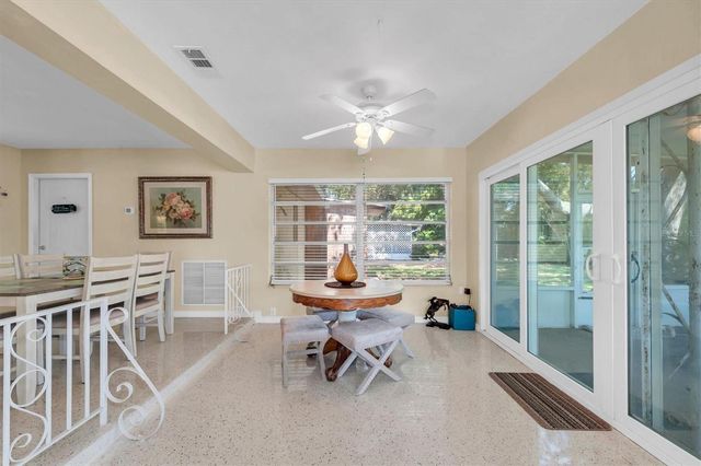 867 PINELLAS POINT DRIVE S, St Petersburg, FL 33705