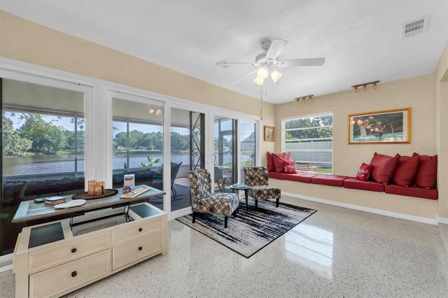 867 PINELLAS POINT DRIVE S, St Petersburg, FL 33705