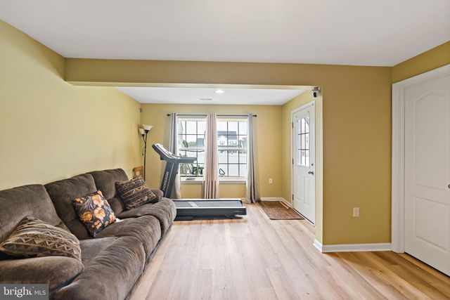 362 RUMBLING ROCK RD, Hedgesville, WV 25427