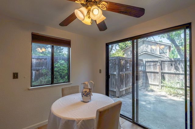 8140 Maderia Port Ln, Fair Oaks, CA 95628