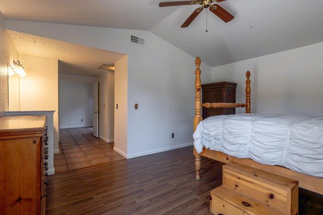 8140 Maderia Port Ln, Fair Oaks, CA 95628