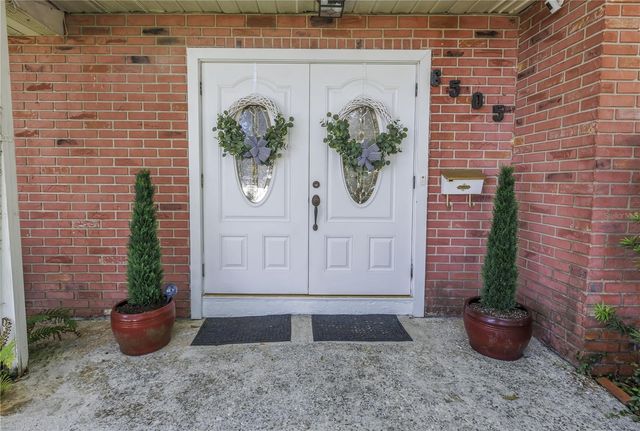 6505 CEDAR STREET NE, St Petersburg, FL 33702