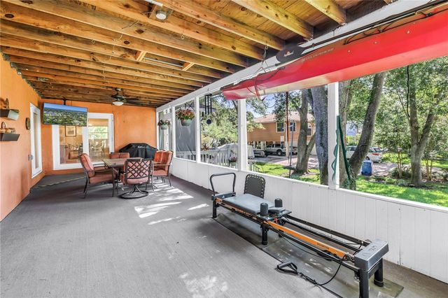 6505 CEDAR STREET NE, St Petersburg, FL 33702