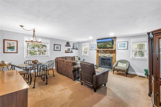 6505 CEDAR STREET NE, St Petersburg, FL 33702