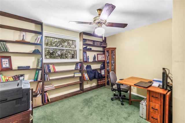 6505 CEDAR STREET NE, St Petersburg, FL 33702