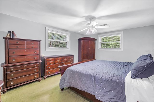 6505 CEDAR STREET NE, St Petersburg, FL 33702