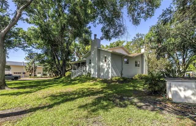 6505 CEDAR STREET NE, St Petersburg, FL 33702