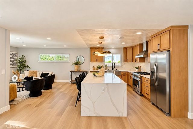 17342 Wild Rose, Huntington Beach, CA 92649