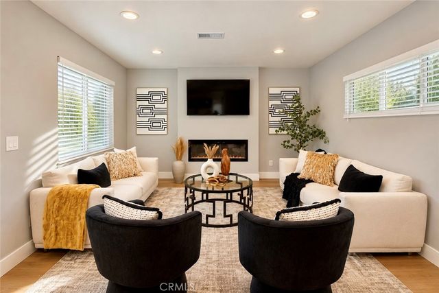 17342 Wild Rose, Huntington Beach, CA 92649