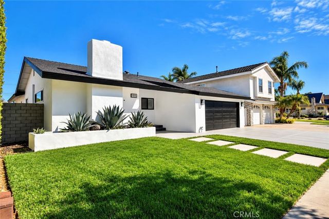 17342 Wild Rose, Huntington Beach, CA 92649