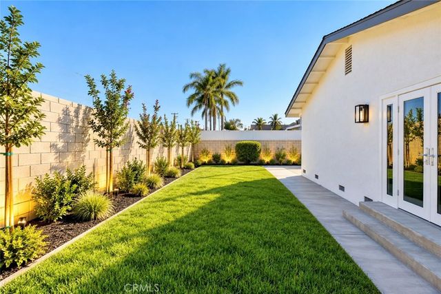 17342 Wild Rose, Huntington Beach, CA 92649