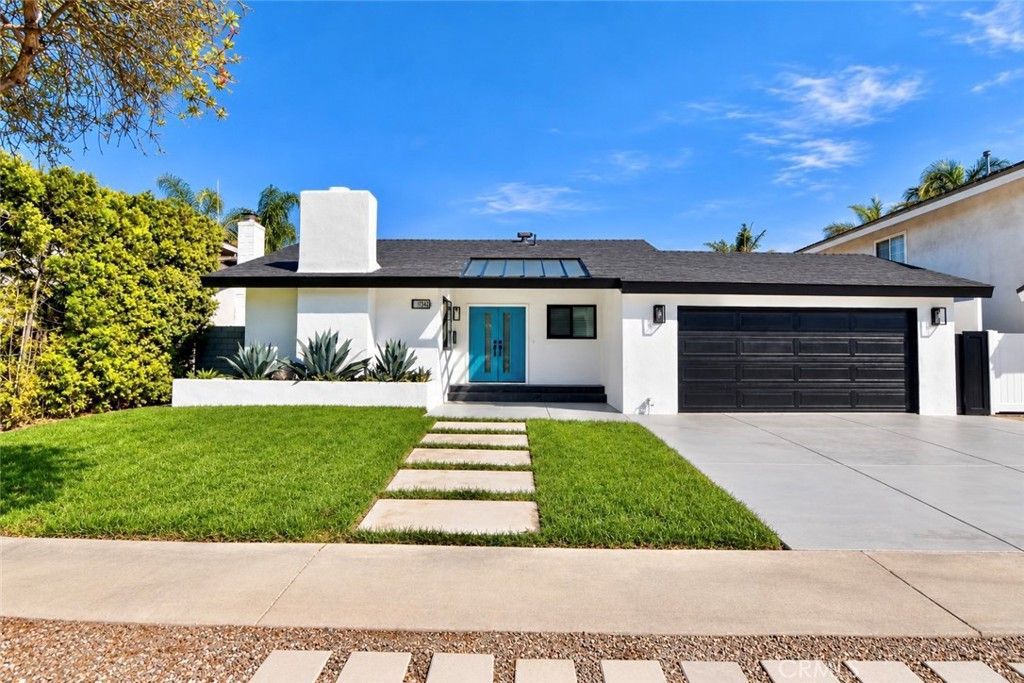 17342 Wild Rose, Huntington Beach, CA 92649