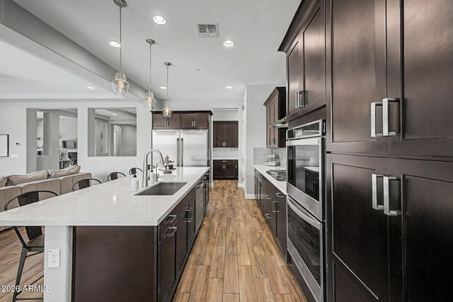 7545 E POSADA Avenue, Mesa, AZ 85212