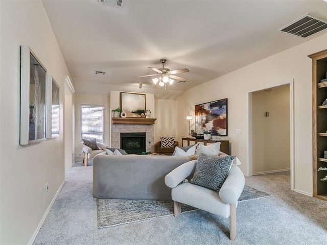 2561 Lynn Lane, Oklahoma City, OK 73120