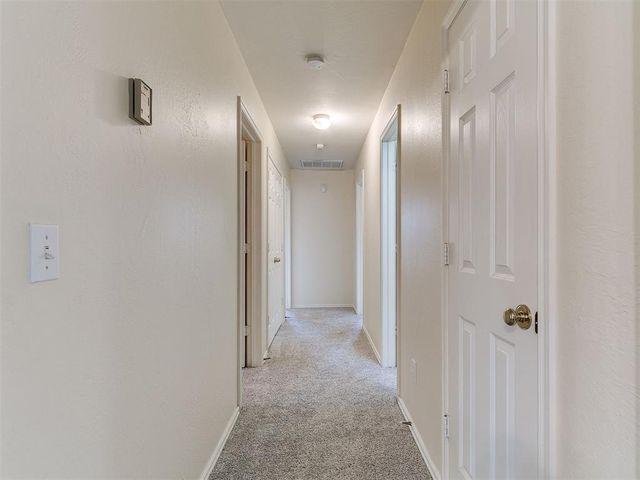 2561 Lynn Lane, Oklahoma City, OK 73120