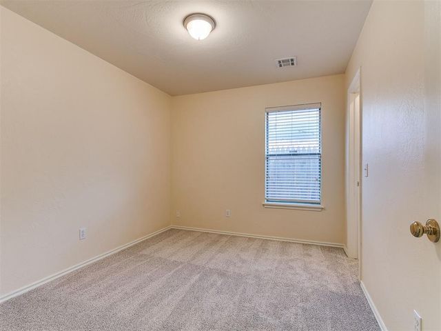 2561 Lynn Lane, Oklahoma City, OK 73120