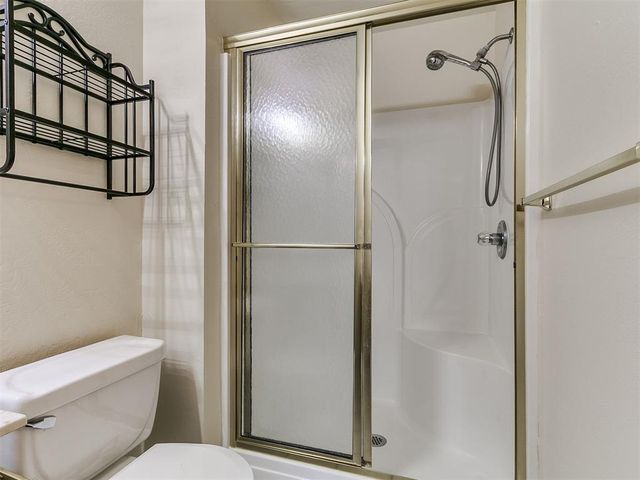 2561 Lynn Lane, Oklahoma City, OK 73120