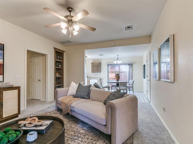 2561 Lynn Lane, Oklahoma City, OK 73120
