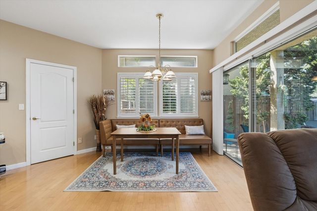 4716 Corona Cir, Rocklin, CA 95677