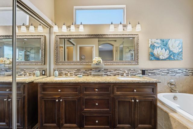 4716 Corona Cir, Rocklin, CA 95677