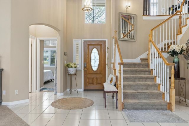 4716 Corona Cir, Rocklin, CA 95677