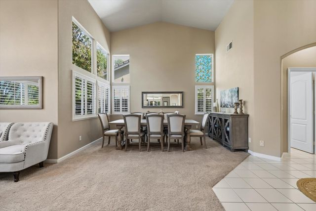 4716 Corona Cir, Rocklin, CA 95677