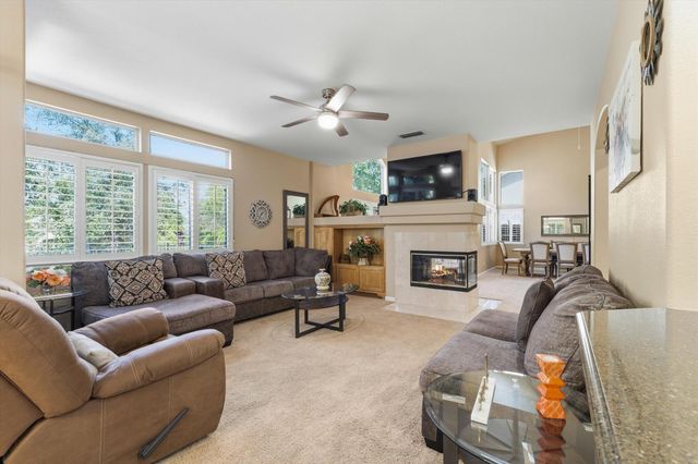 4716 Corona Cir, Rocklin, CA 95677