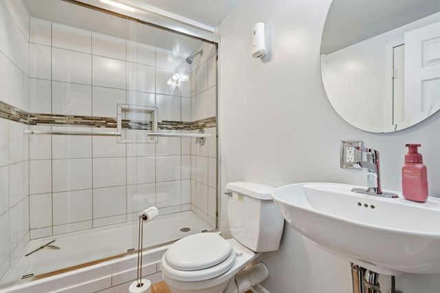 7585 Wrenview Drive 7585 Wrenview Drive, Springfield, OH 45502