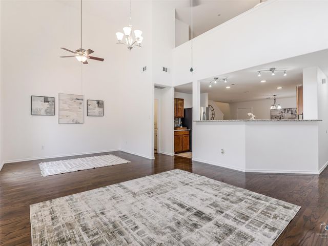10084 Wake Bridge Drive, Frisco, TX 75035