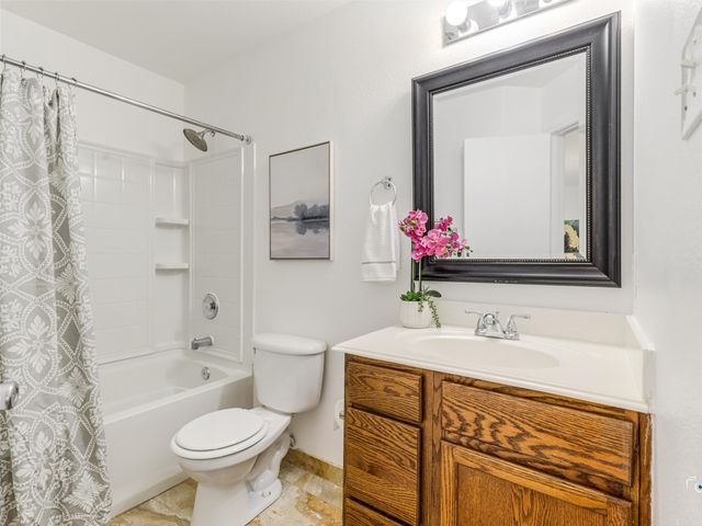 10084 Wake Bridge Drive, Frisco, TX 75035