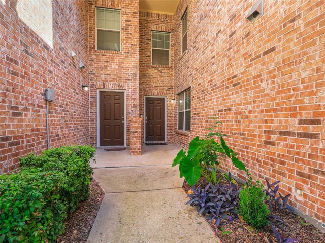 10084 Wake Bridge Drive, Frisco, TX 75035