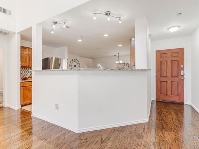 10084 Wake Bridge Drive, Frisco, TX 75035