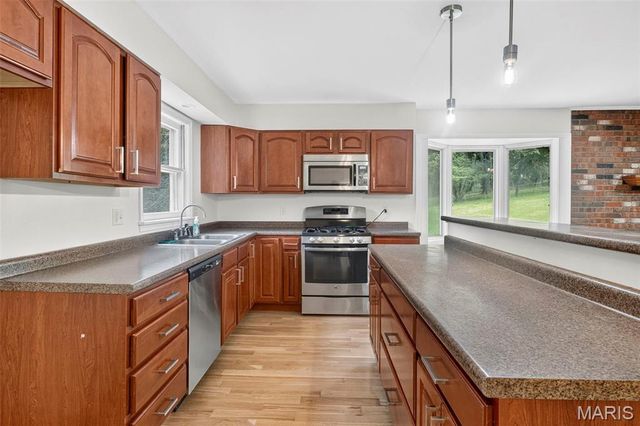 1600 Hemlock Lane, Festus, MO 63028