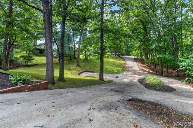 1600 Hemlock Lane, Festus, MO 63028